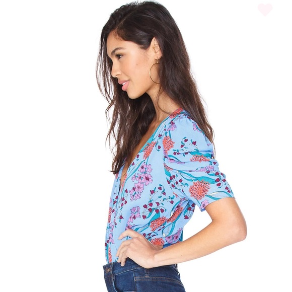 ASTR Aspect Blue Floral Print Bodysuit Colorful Leotard Top for Spring Summer - Picture 2 of 7